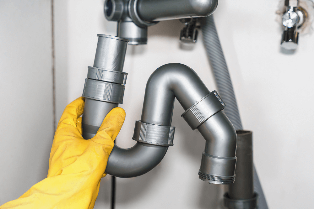 Drain cleaning service in Palm Jumeirah, Dubai - Premium property drain maintenance programs